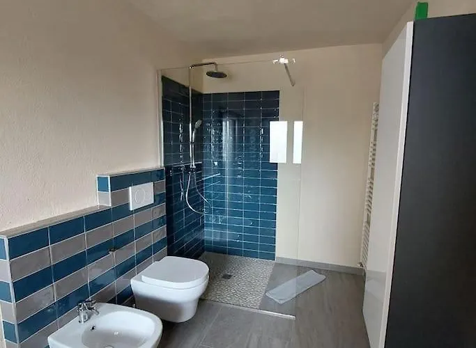 Istanti - Salvia 科斯蒂廖莱萨卢佐